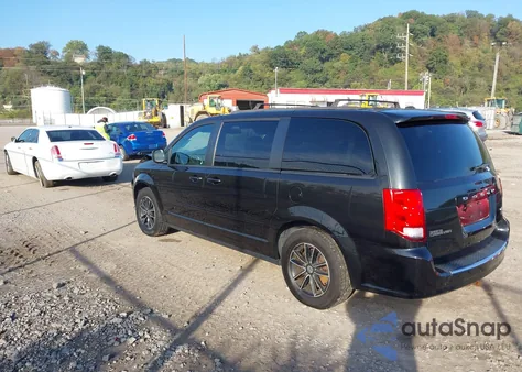 2017 Dodge Grand Caravan Gt z USA, uszkodzony, nr VIN 2C4RDGEG7HR546449